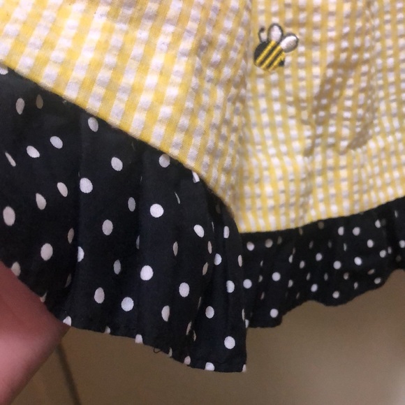 Counting Daisy’s Yellow/Black theme Bumblebee dress w/waist tie - Picture 5 of 10